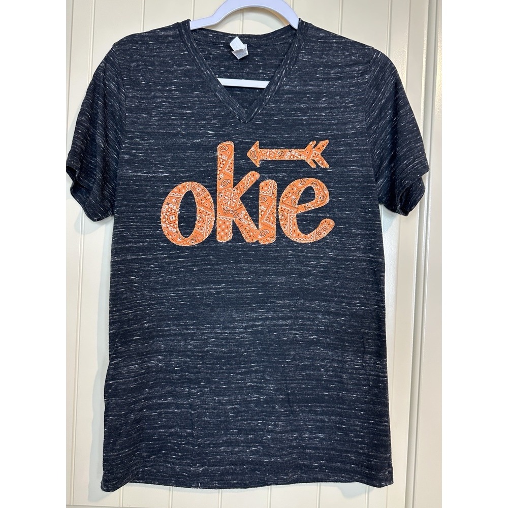 Okie bandana print applique short sleeve t-shirt sz S Oklahoma orange Western